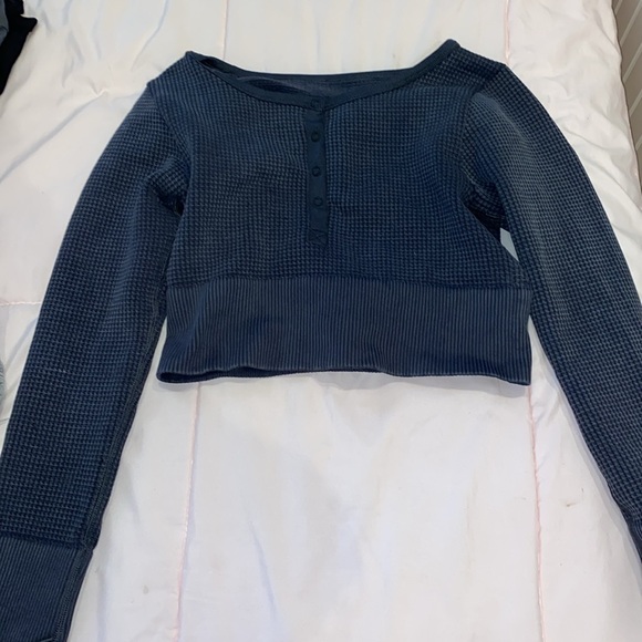 Aerie ribbed cropped long sleeve top - Picture 2 of 2